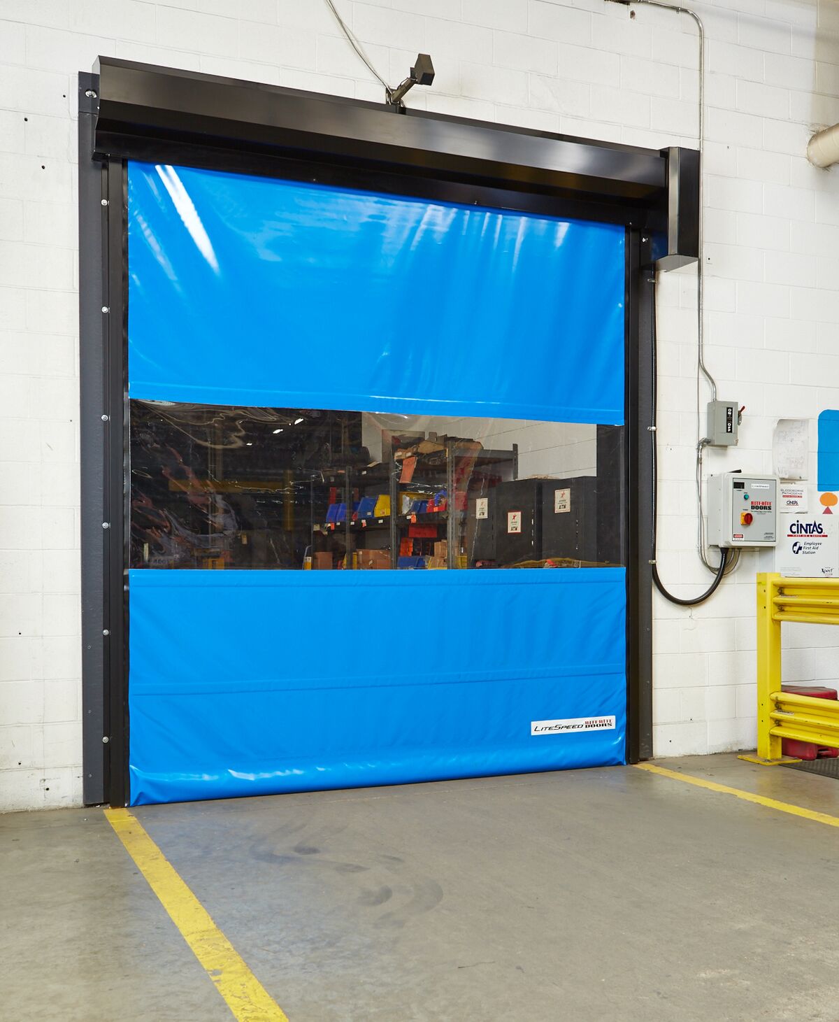 Промышленные автоматические двери пвх. Скоростные рулонные ворота rapid roll. Спидскейтинг. Дверь рулонная подъемная. Roller ball 6.